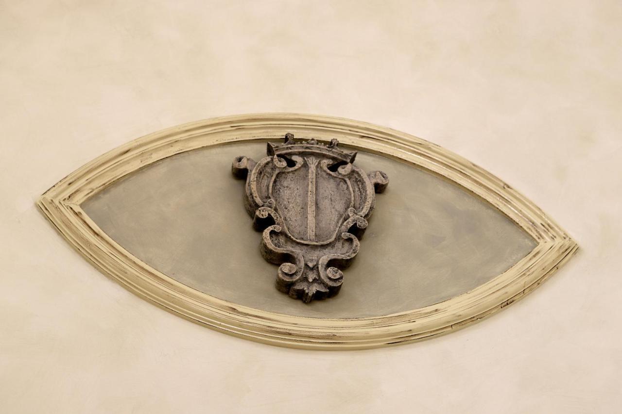 مبيت وإفطار غالّيبولي Palazzo Castiglione المظهر الخارجي الصورة